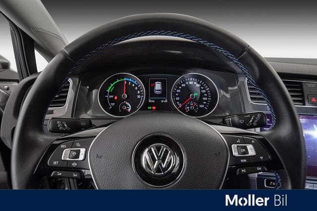 2019 VOLKSWAGEN GOLF - 21