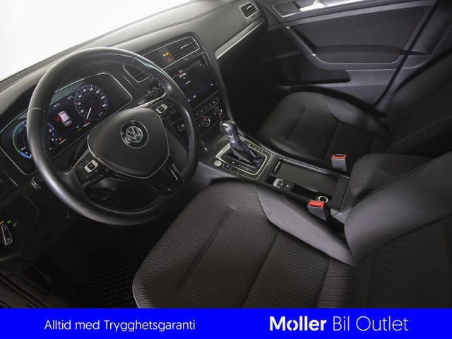 2018 VOLKSWAGEN GOLF - 10