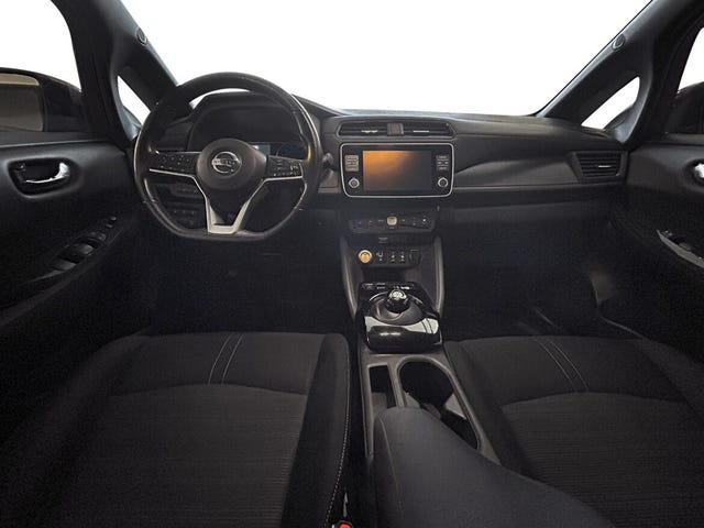 2020 NISSAN LEAF - 23