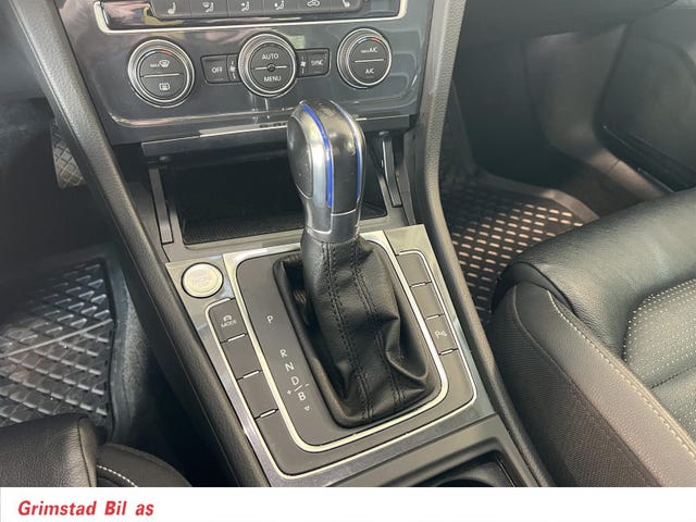 2019 VOLKSWAGEN GOLF - 14
