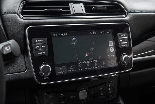 2022 NISSAN LEAF - 21