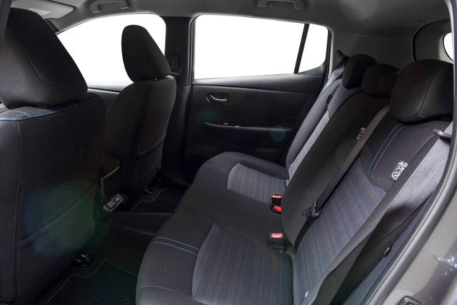 2022 NISSAN LEAF - 12