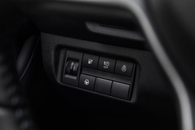 2022 NISSAN LEAF - 18