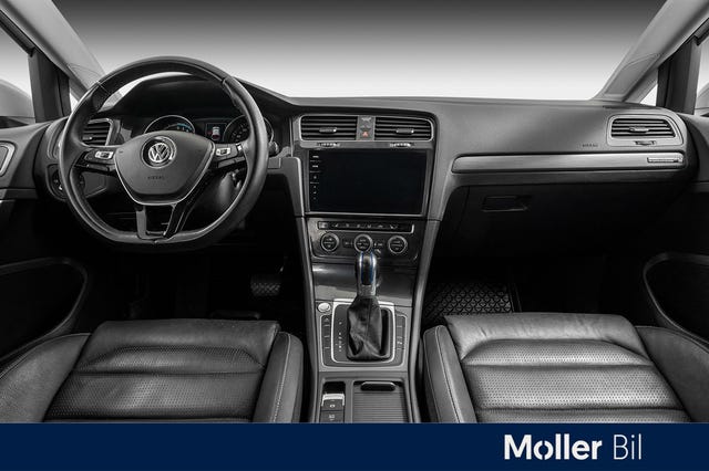 2019 VOLKSWAGEN GOLF - 18