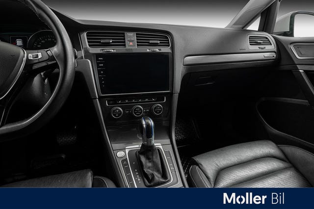 2019 VOLKSWAGEN GOLF - 11