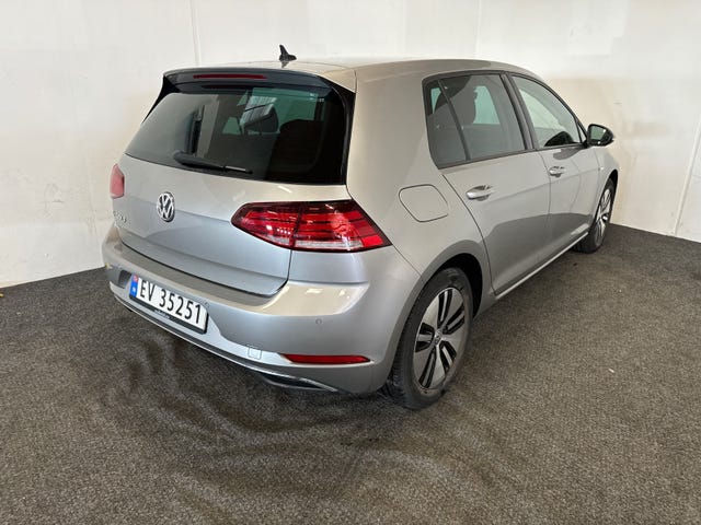 2019 VOLKSWAGEN GOLF - 9
