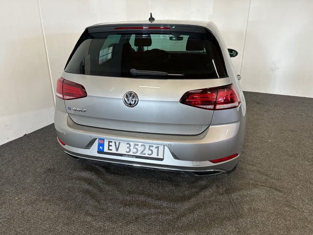 2019 VOLKSWAGEN GOLF - 10
