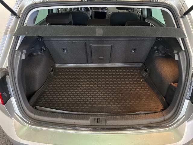 2019 VOLKSWAGEN GOLF - 13