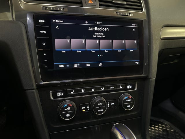 2019 VOLKSWAGEN GOLF - 24