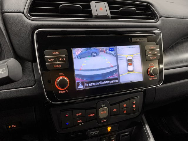 2018 NISSAN LEAF - 10
