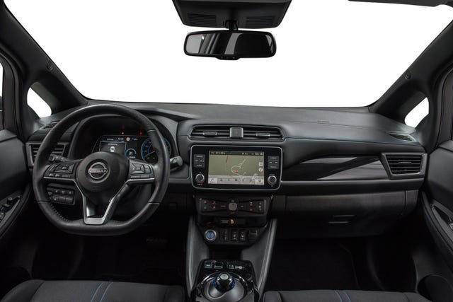 2022 NISSAN LEAF - 13