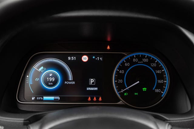 2022 NISSAN LEAF - 14