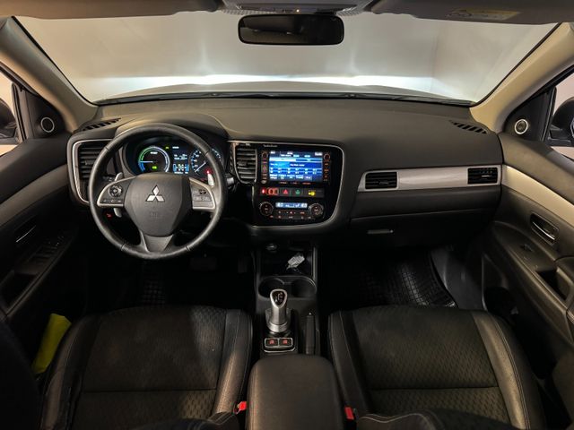 2015 MITSUBISHI OUTLANDER - 11