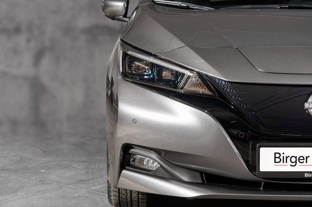 2022 NISSAN LEAF - 8