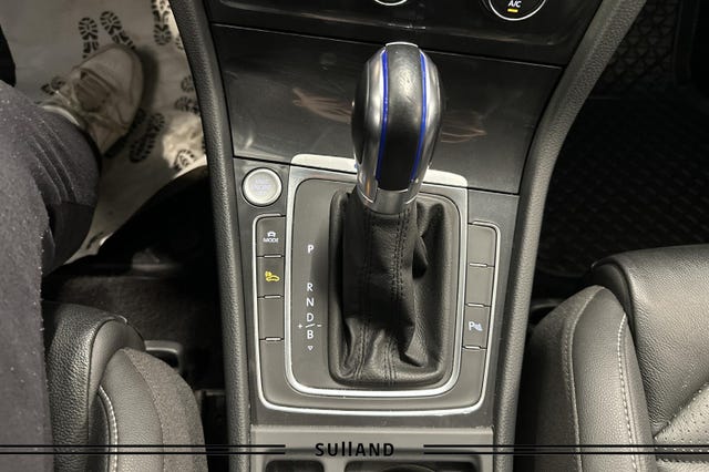 2019 VOLKSWAGEN GOLF - 26