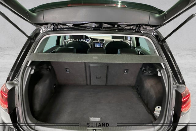 2019 VOLKSWAGEN GOLF - 18