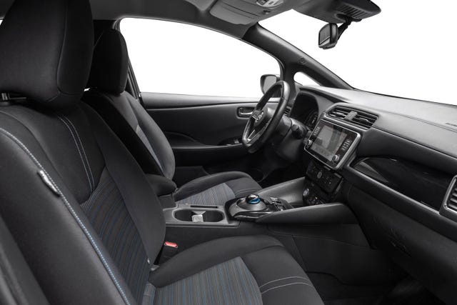 2021 NISSAN LEAF - 23