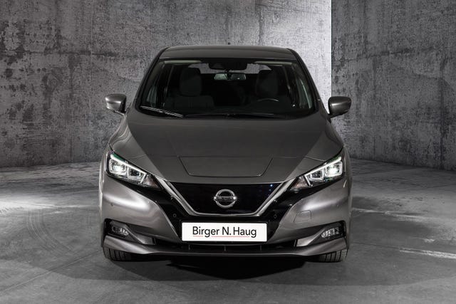 SJNFAAZE1U0114889 2021 NISSAN LEAF-2