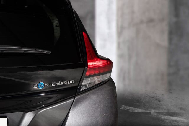 2021 NISSAN LEAF - 7