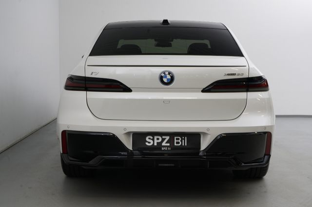 2023 BMW I7 - 8