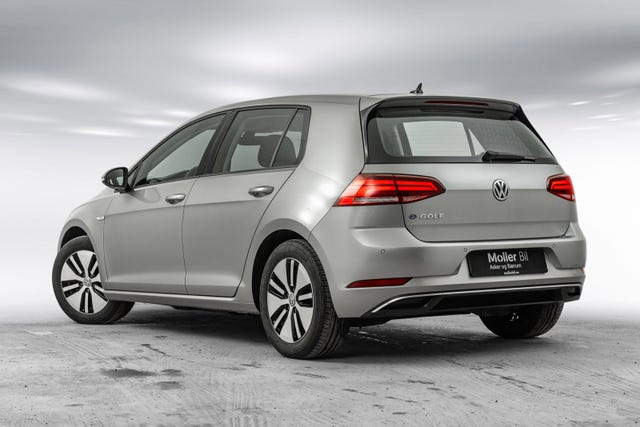 WVWZZZAUZJ8900133 2018 VOLKSWAGEN GOLF-5