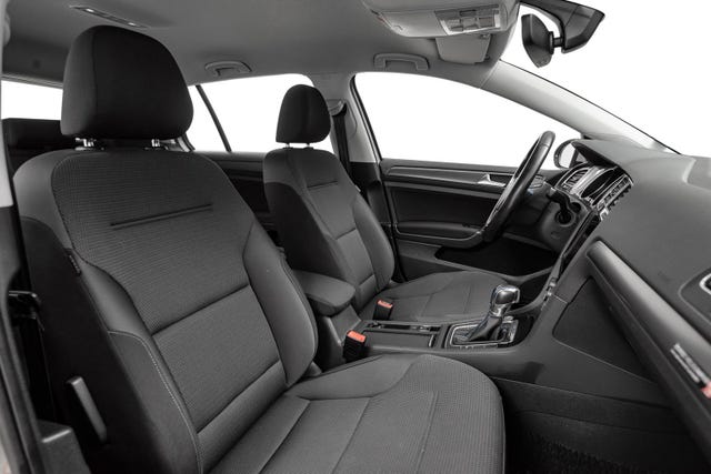 2018 VOLKSWAGEN GOLF - 12