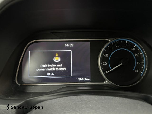 2018 NISSAN LEAF - 13