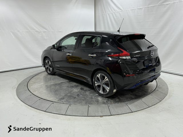 SJNFAAZE1U0020540 2018 NISSAN LEAF-2
