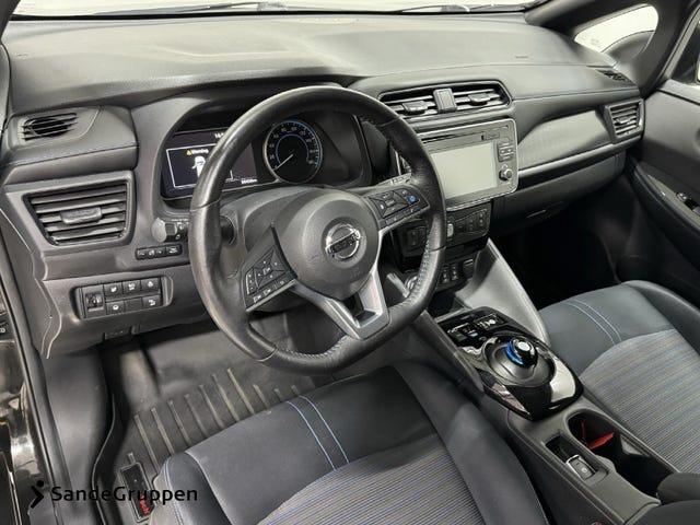 2018 NISSAN LEAF - 12