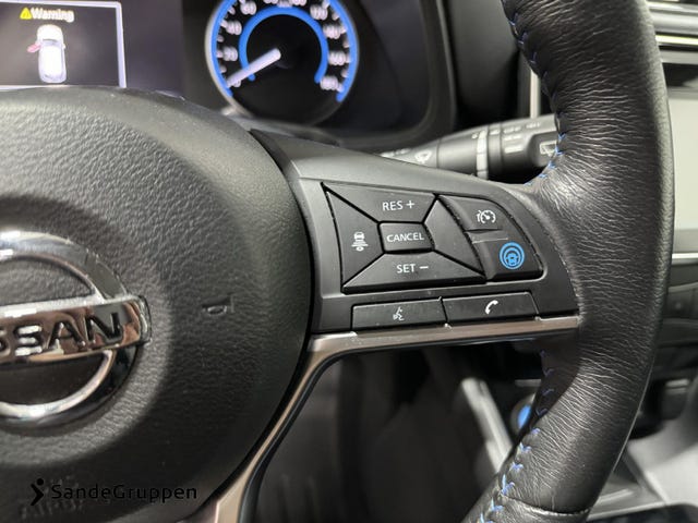 2018 NISSAN LEAF - 15