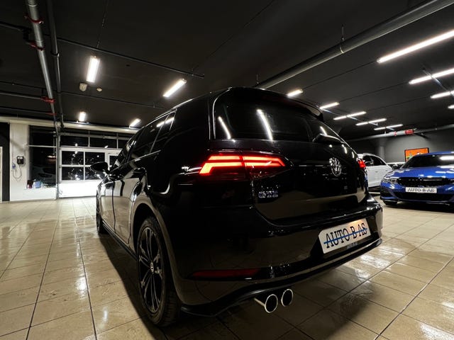 2019 VOLKSWAGEN GOLF - 10