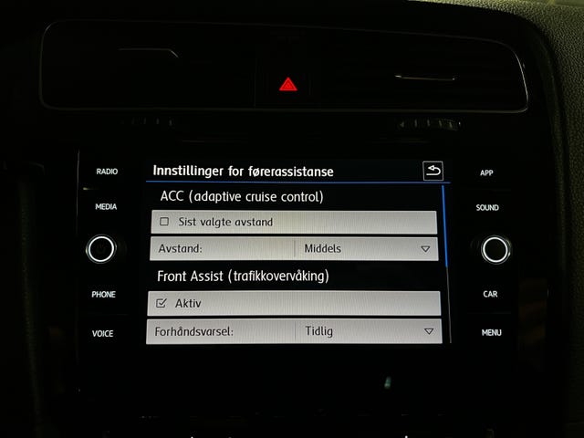 2019 VOLKSWAGEN GOLF - 24