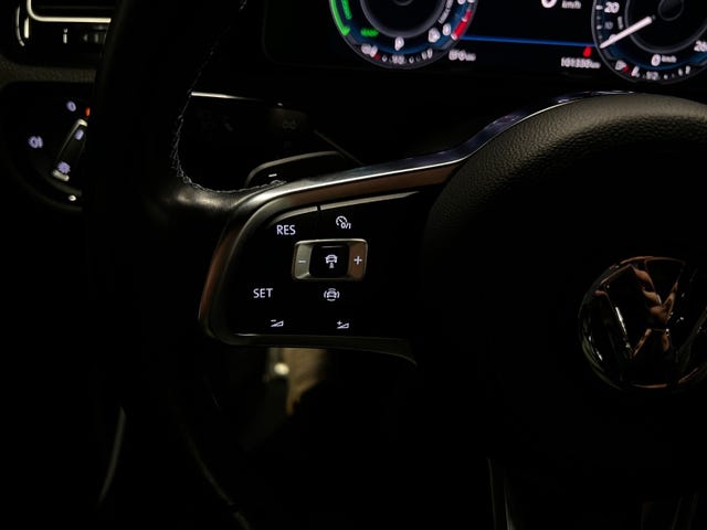 2019 VOLKSWAGEN GOLF - 36