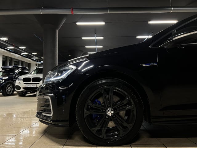 2019 VOLKSWAGEN GOLF - 11