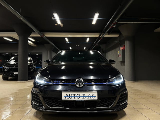 2019 VOLKSWAGEN GOLF - 8