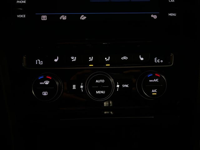 2019 VOLKSWAGEN GOLF - 26