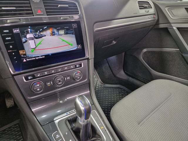 2018 VOLKSWAGEN GOLF - 12
