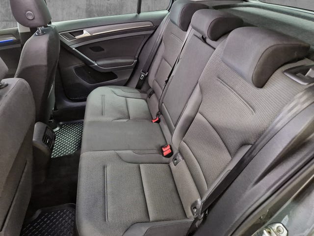 2018 VOLKSWAGEN GOLF - 14