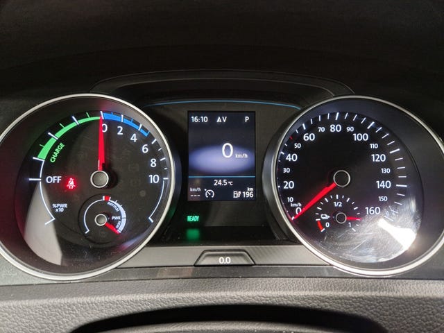 2018 VOLKSWAGEN GOLF - 8