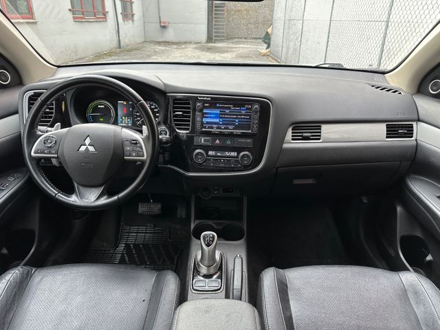 2014 MITSUBISHI OUTLANDER - 43