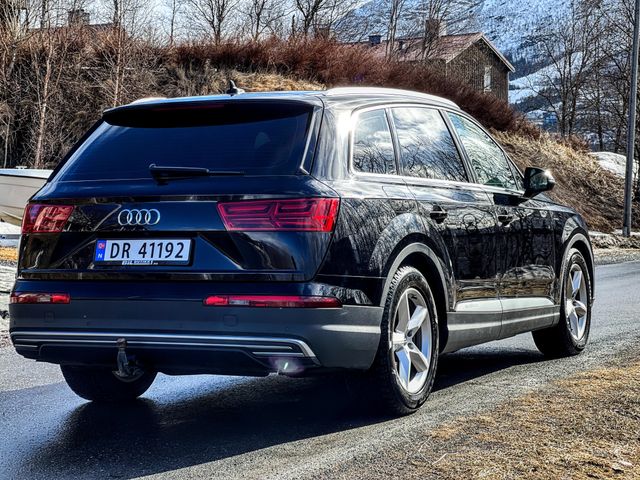 null 2018 AUDI Q7-5