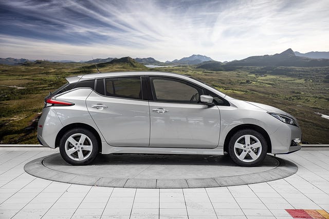 2020 NISSAN LEAF - 7