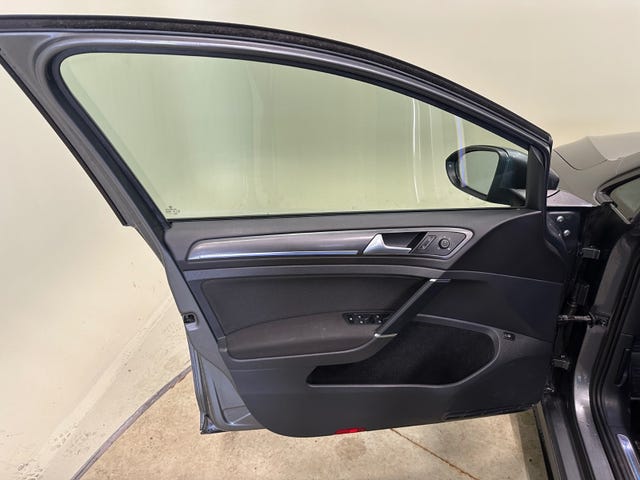 2018 VOLKSWAGEN GOLF - 17