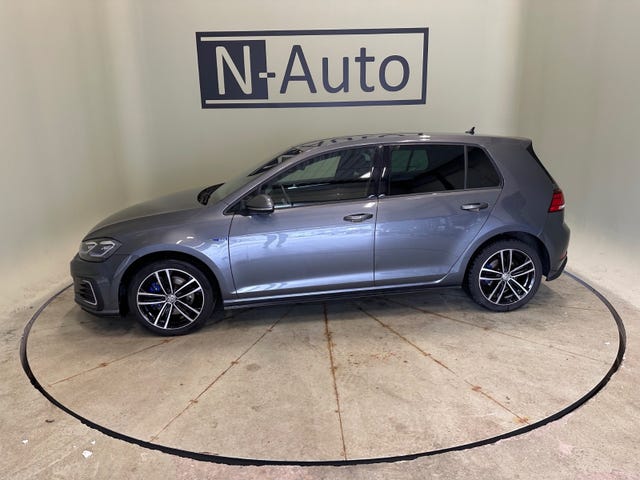 2018 VOLKSWAGEN GOLF - 11