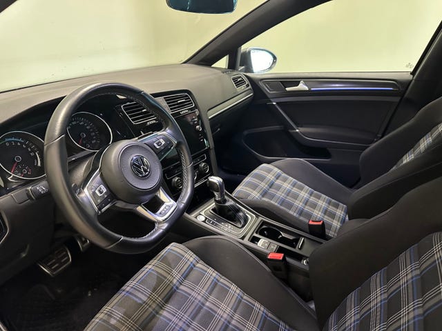 2018 VOLKSWAGEN GOLF - 13
