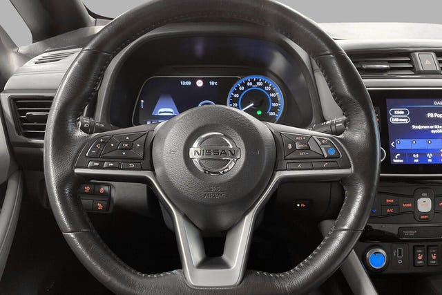 2020 NISSAN LEAF - 13