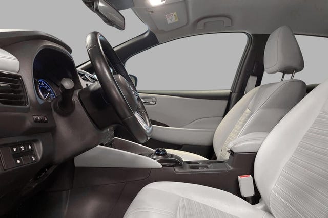 2020 NISSAN LEAF - 12