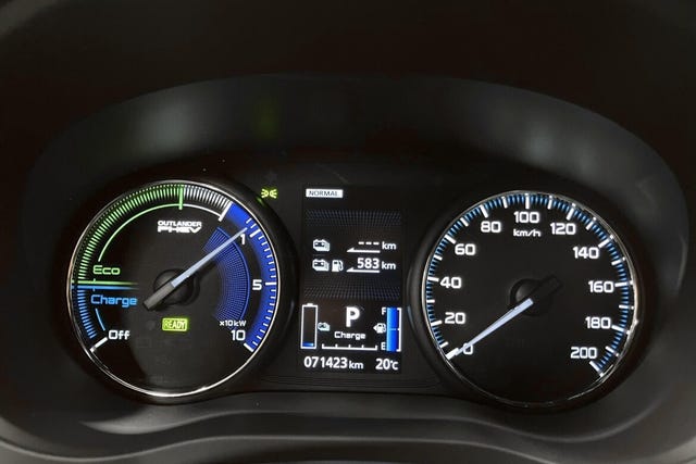 2020 MITSUBISHI OUTLANDER - 15