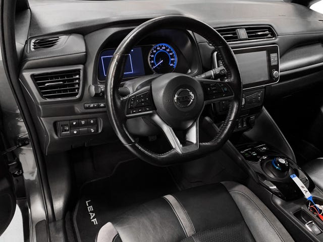 2020 NISSAN LEAF - 7