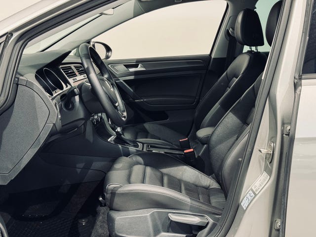 2019 VOLKSWAGEN GOLF - 14